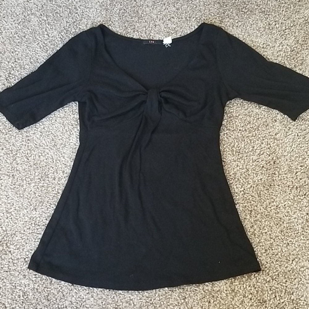 Lux Black 3/4 Sleeve Top